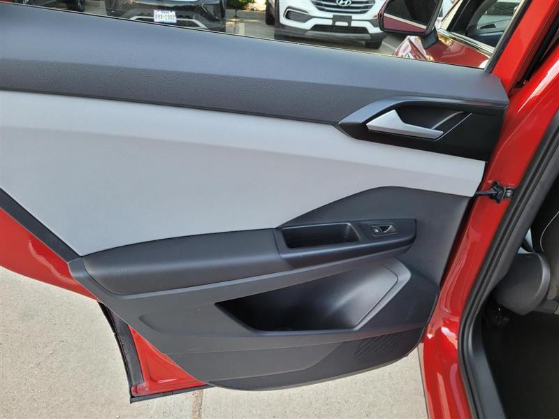 Volkswagen Taos SE 2023