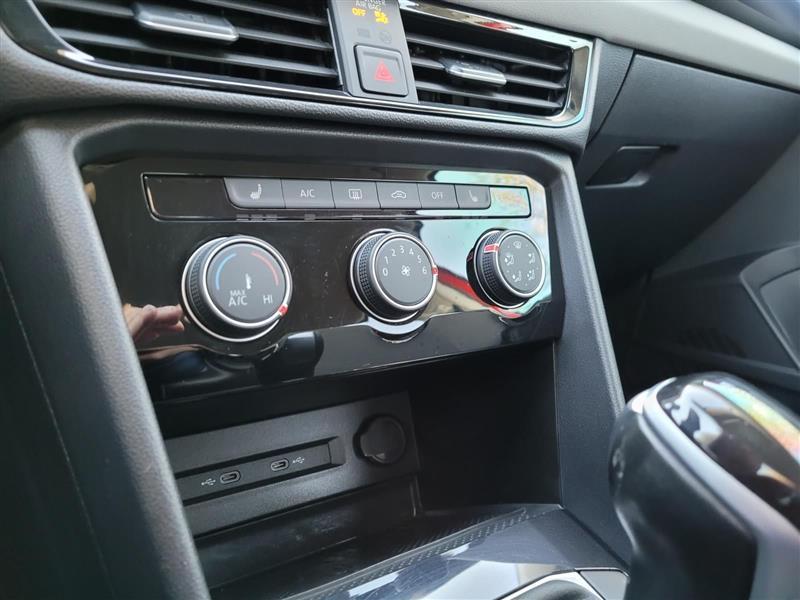 Volkswagen Taos SE 2023