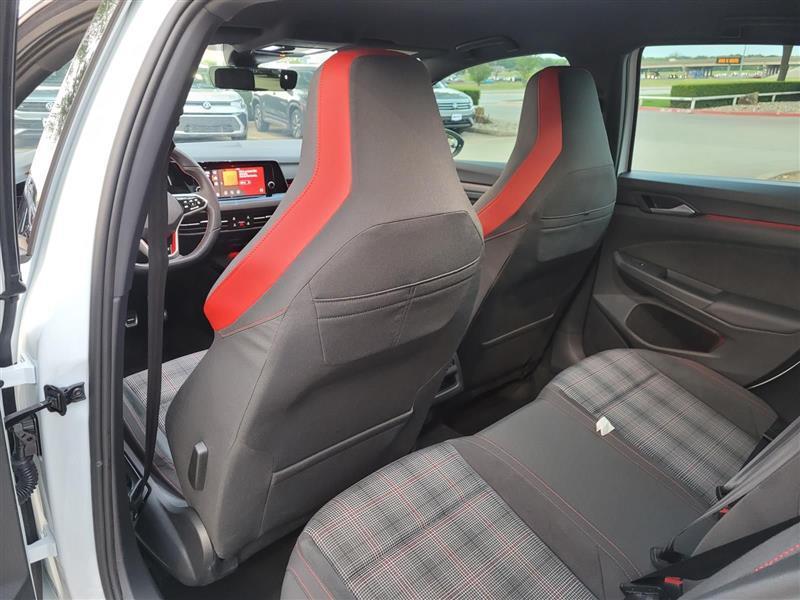 Volkswagen Golf GTI S 6M 2024