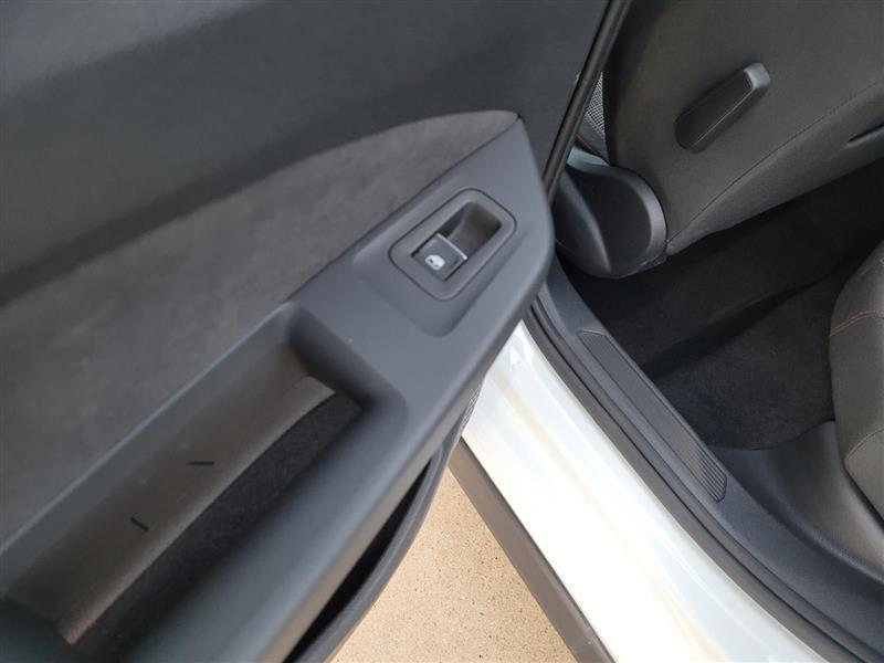 Volkswagen Golf GTI S 6M 2024