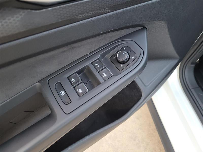 Volkswagen Golf GTI S 6M 2024