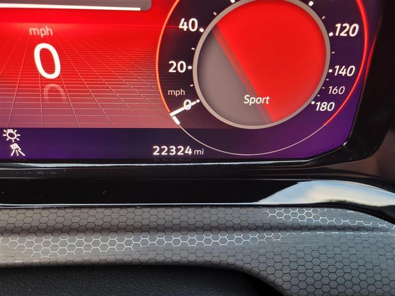 Volkswagen Golf GTI S 6M 2024