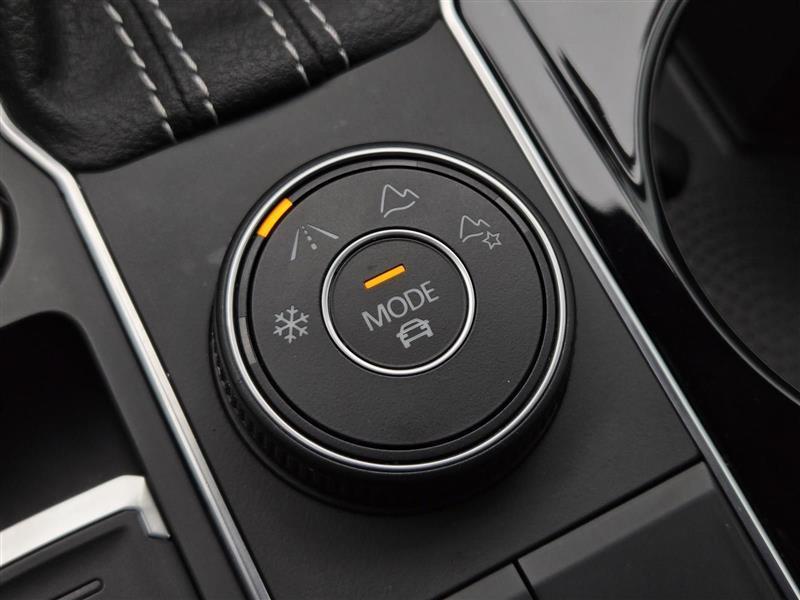 Volkswagen Atlas Cross Sport V6 SEL R-Line 4MOTION 2022