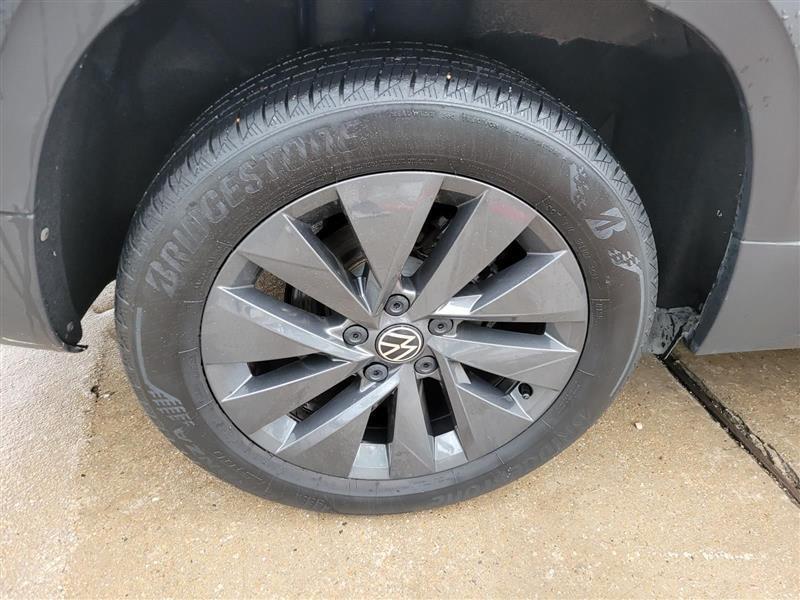 Volkswagen Taos S 2023