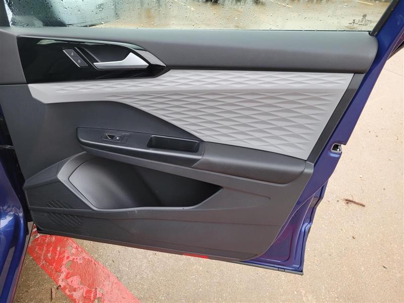 Volkswagen Taos S 2023