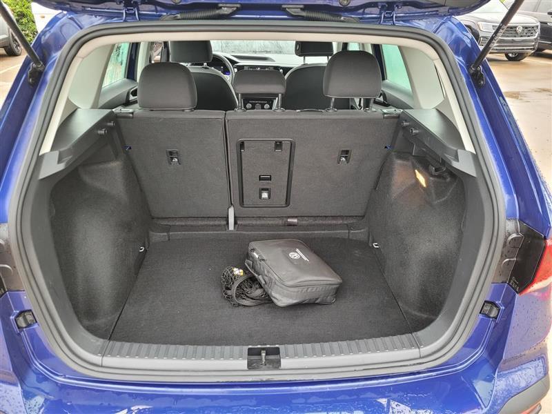 Volkswagen Taos S 2023