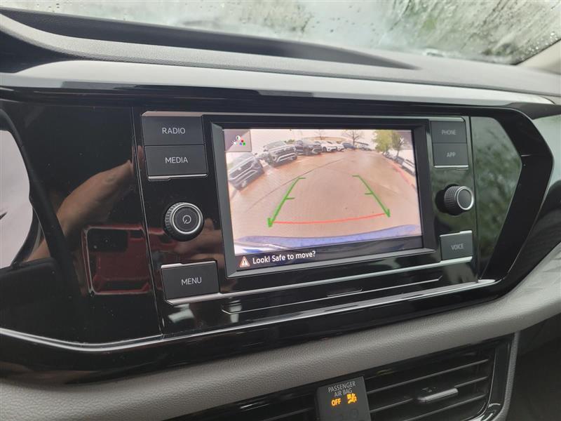 Volkswagen Taos S 2023