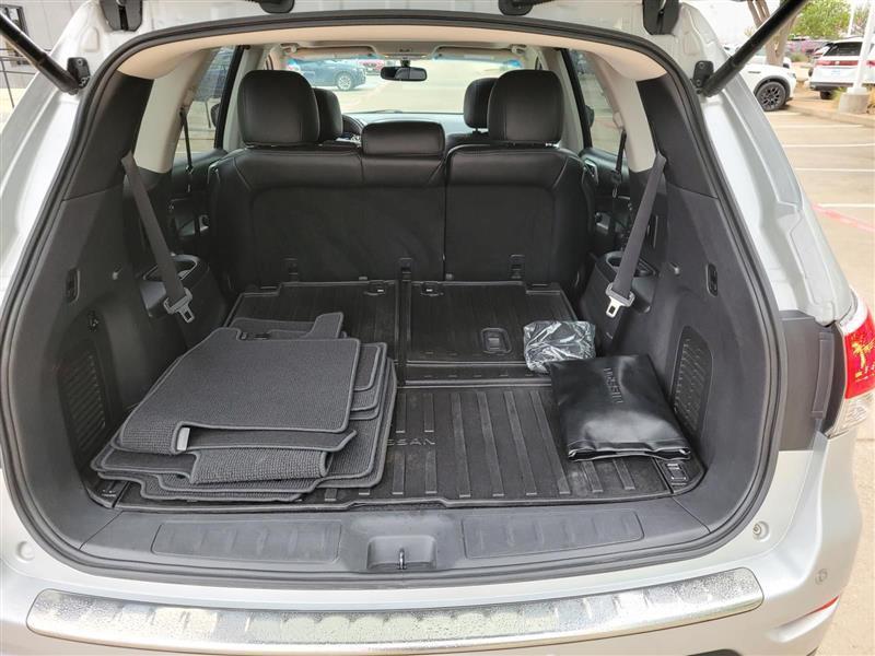 Nissan Pathfinder SL 2WD 2015