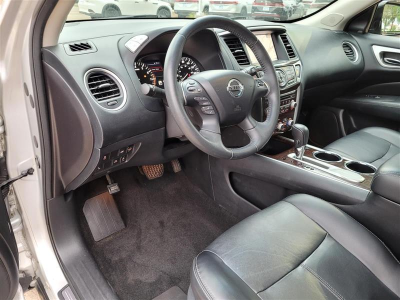 Nissan Pathfinder SL 2WD 2015