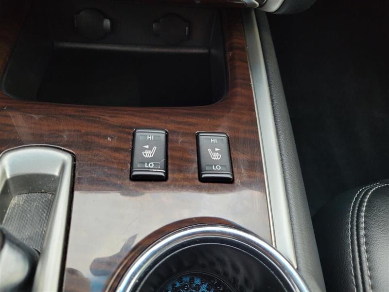 Nissan Pathfinder SL 2WD 2015