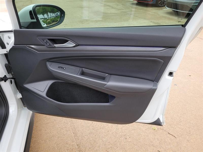 Volkswagen Golf GTI SE 2024