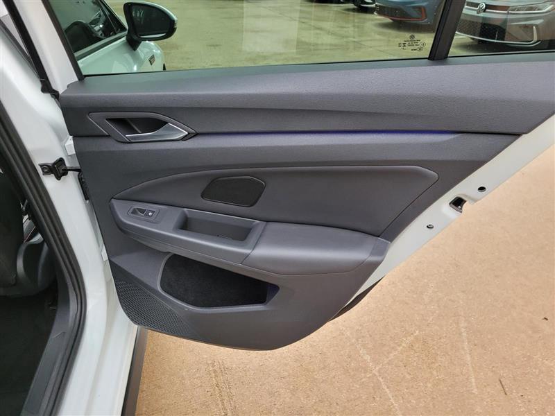 Volkswagen Golf GTI SE 2024