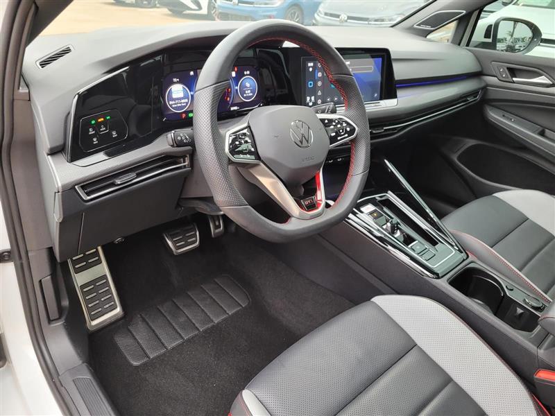 Volkswagen Golf GTI SE 2024