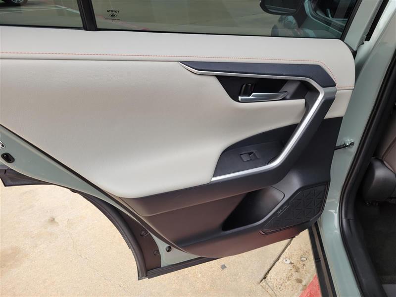 Toyota RAV4 Adventure AWD 2019