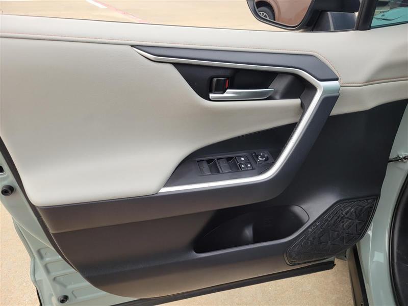 Toyota RAV4 Adventure AWD 2019