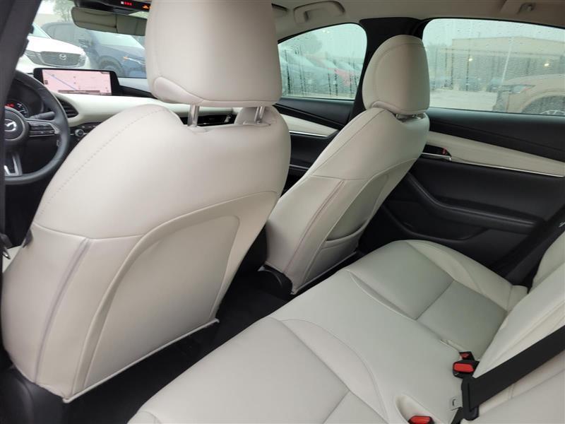 Mazda MAZDA3 Premium Plus AWD 2024