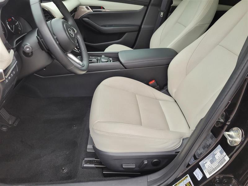 Mazda MAZDA3 Premium Plus AWD 2024