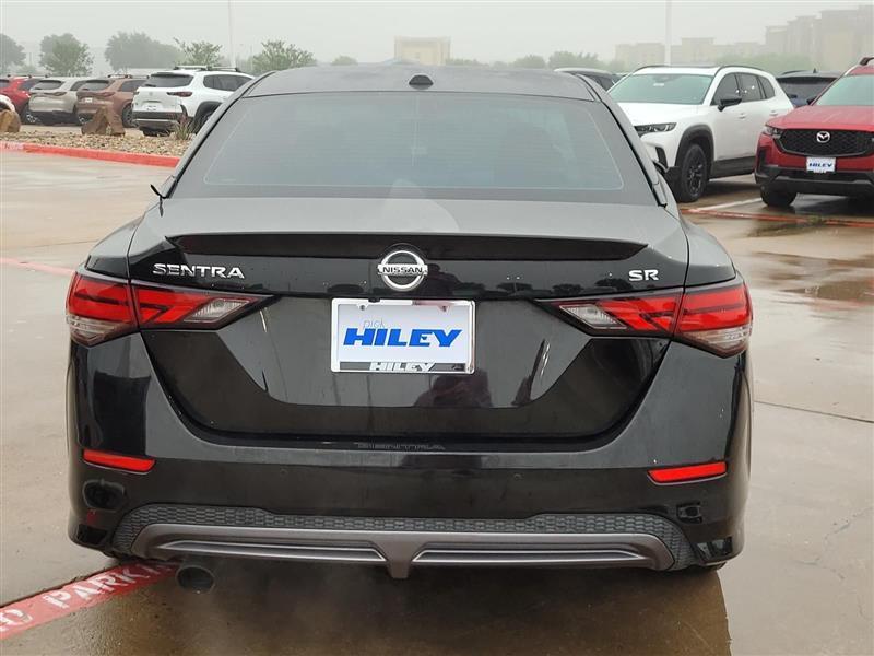 Nissan Sentra SR 2022