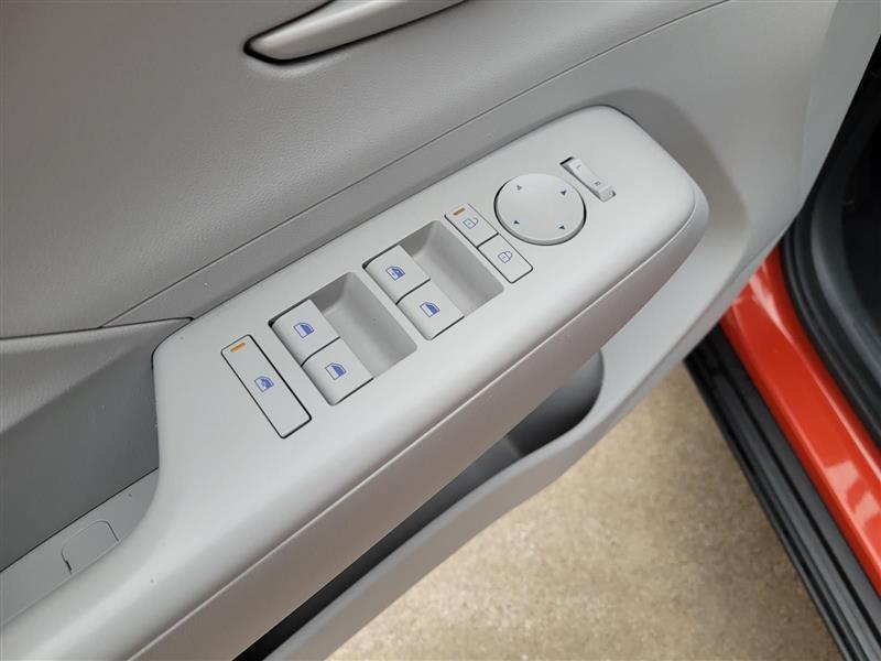 Hyundai Kona SEL 2024