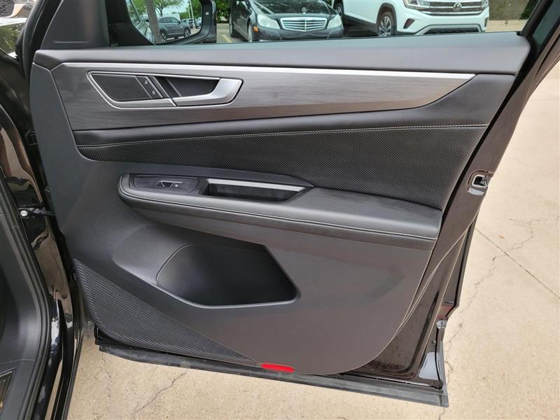 Volkswagen Atlas Cross Sport SE w/Technology 2024