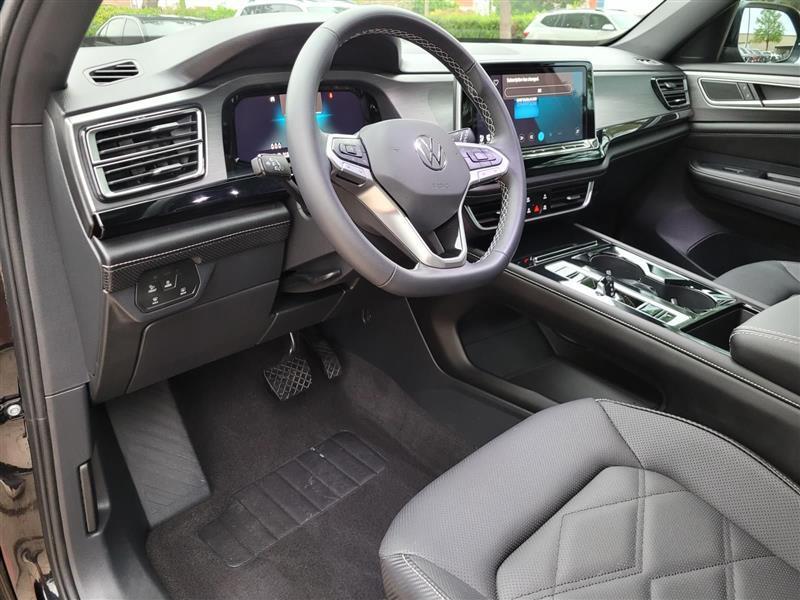 Volkswagen Atlas Cross Sport SE w/Technology 2024