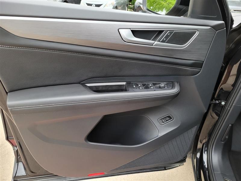 Volkswagen Atlas Cross Sport SE w/Technology 2024