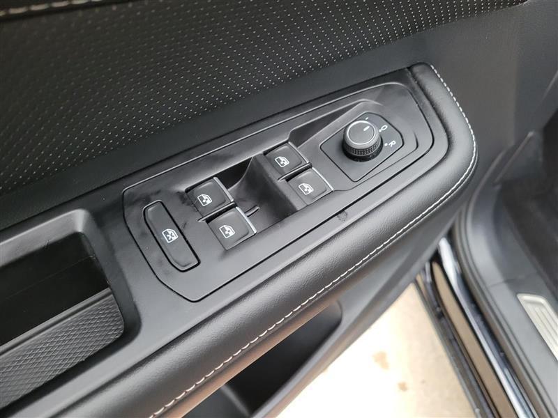 Volkswagen Atlas Cross Sport SE w/Technology 2024