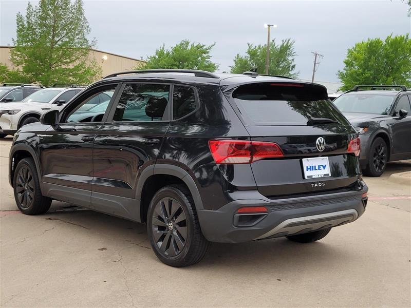 Volkswagen Taos S 2022