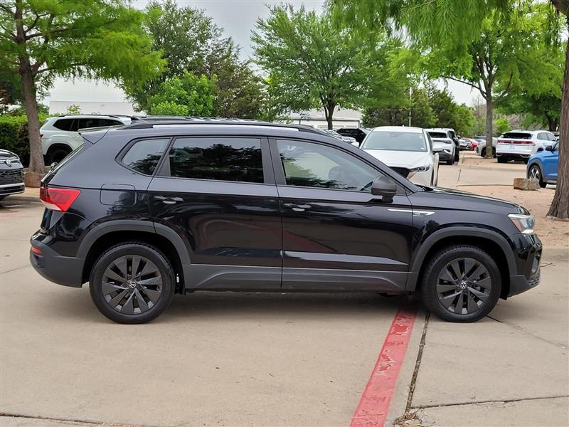 Volkswagen Taos S 2022