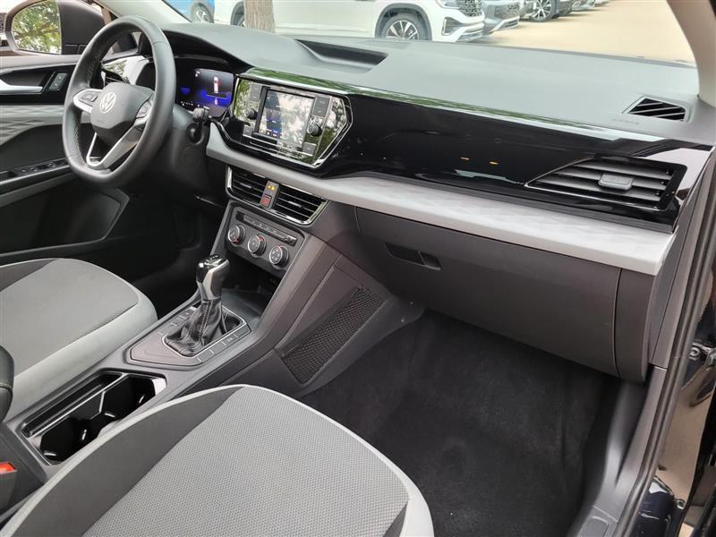 Volkswagen Taos S 2022