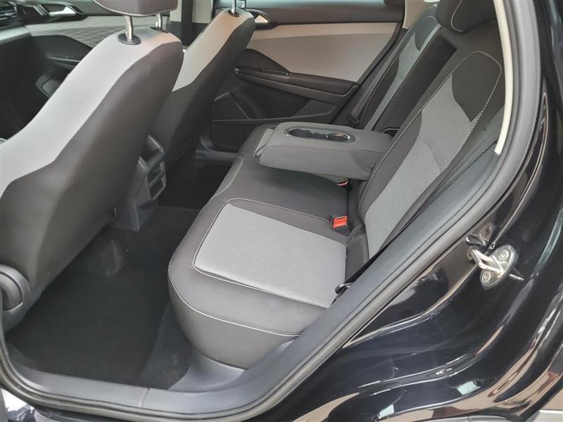 Volkswagen Taos S 2022
