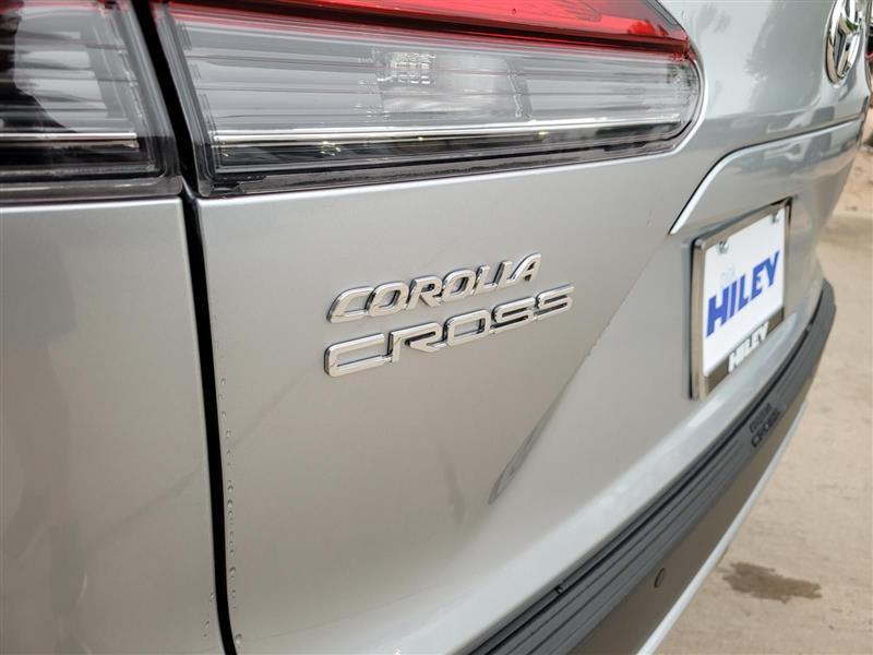 Toyota Corolla Cross XLE 2024