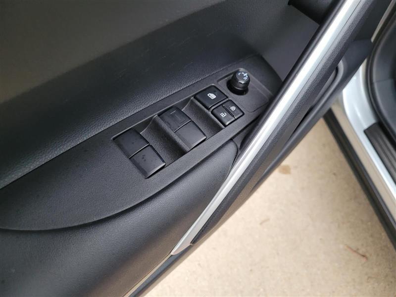 Toyota Corolla Cross XLE 2024