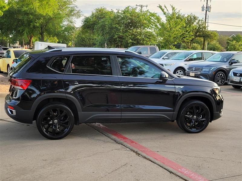 Volkswagen Taos Comfortline 2024
