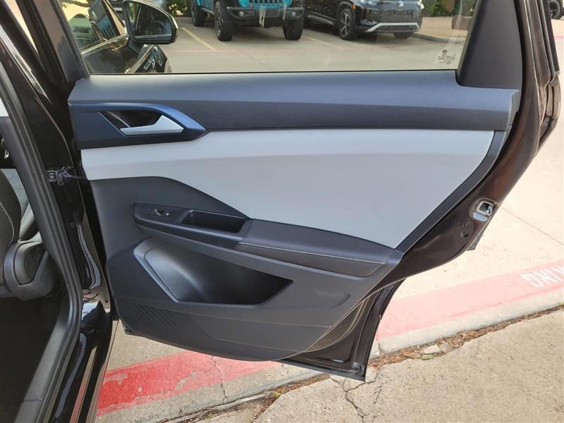 Volkswagen Taos Comfortline 2024
