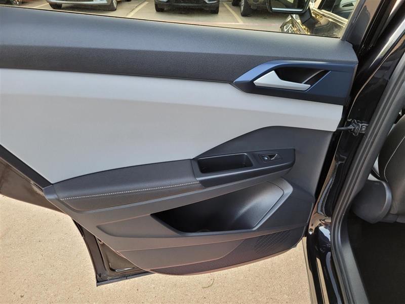 Volkswagen Taos Comfortline 2024