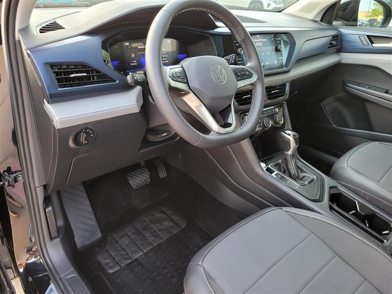 Volkswagen Taos Comfortline 2024