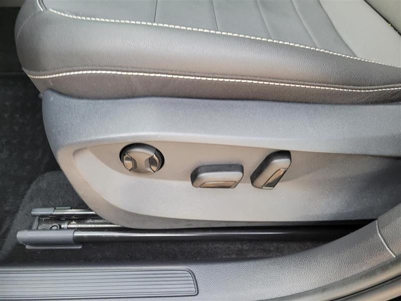 Volkswagen Taos Comfortline 2024