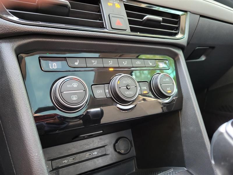Volkswagen Taos Comfortline 2024