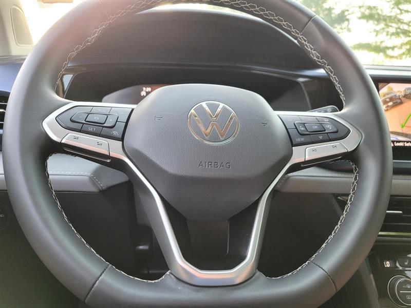 Volkswagen Taos Comfortline 2024