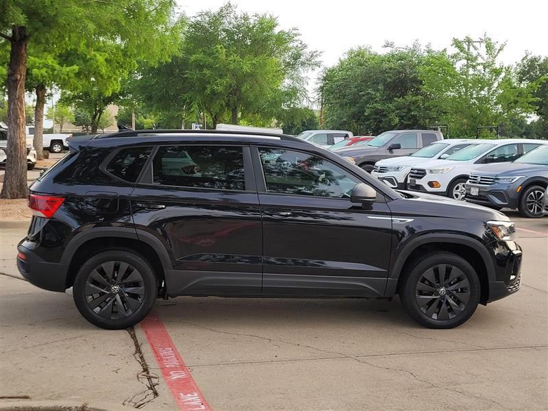 Volkswagen Taos S 2023