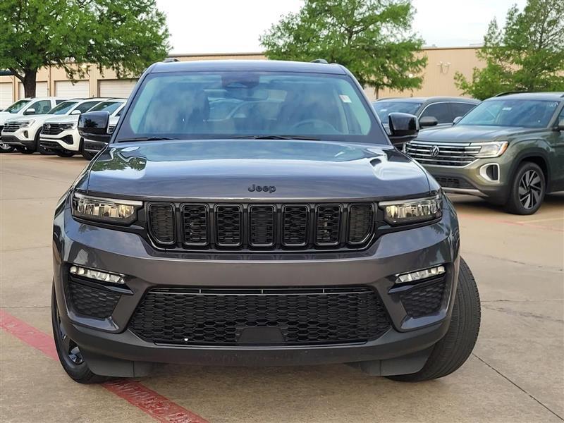 Jeep Grand Cherokee Limited 2WD 2023