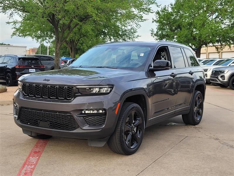 Jeep Grand Cherokee Limited 2WD 2023