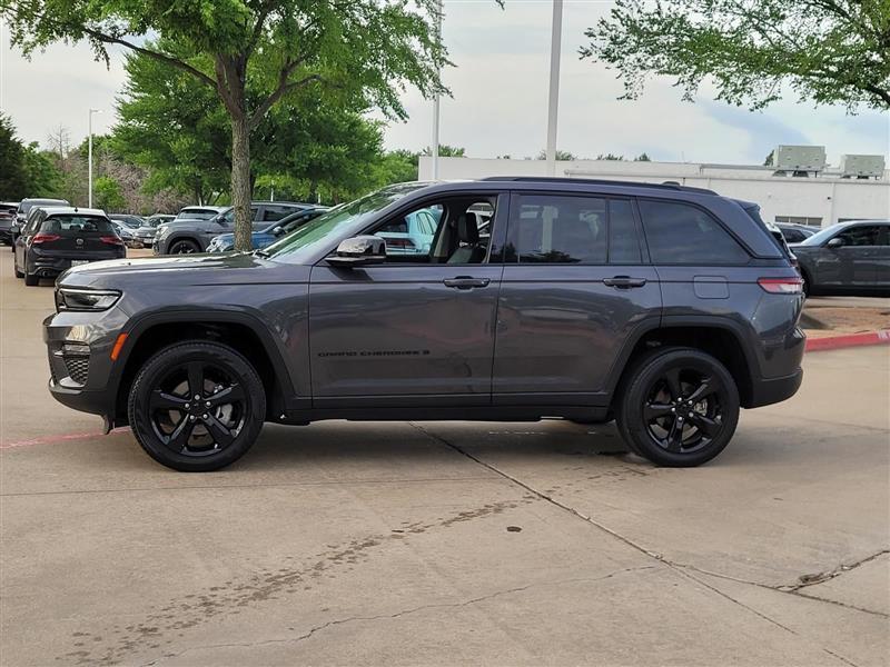 Jeep Grand Cherokee Limited 2WD 2023