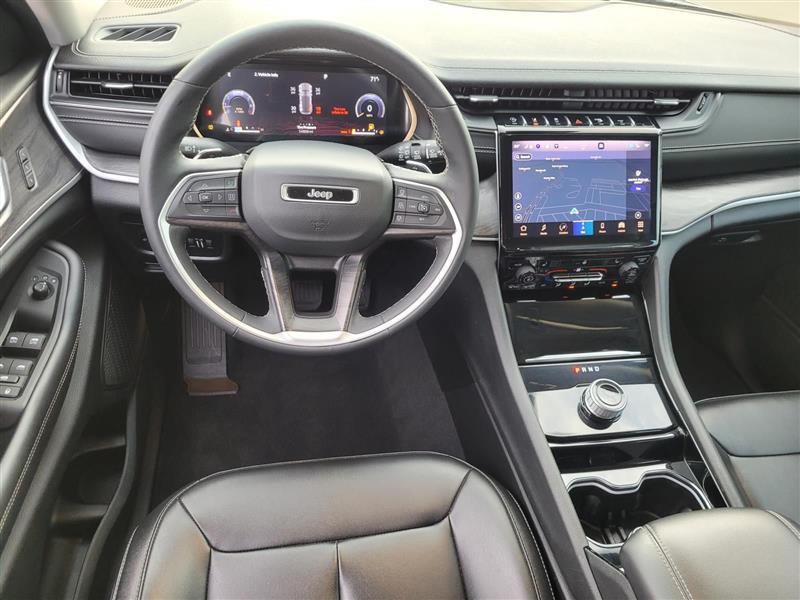 Jeep Grand Cherokee Limited 2WD 2023
