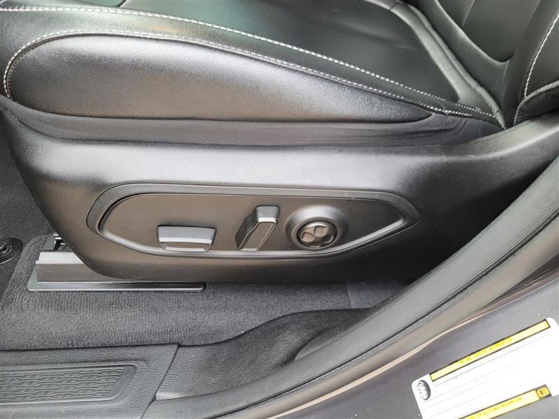 Jeep Grand Cherokee Limited 2WD 2023