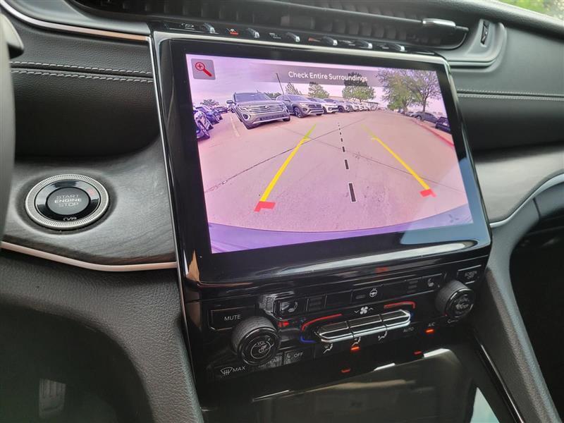 Jeep Grand Cherokee Limited 2WD 2023