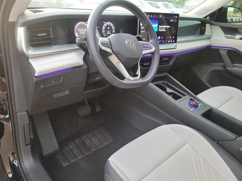 Volkswagen Tiguan SE 2025