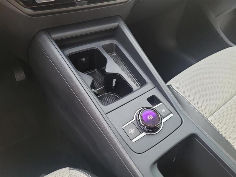 Volkswagen Tiguan SE 2025