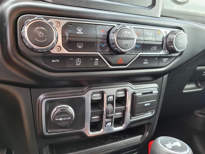 Jeep Wrangler Unlimited Sahara 2021